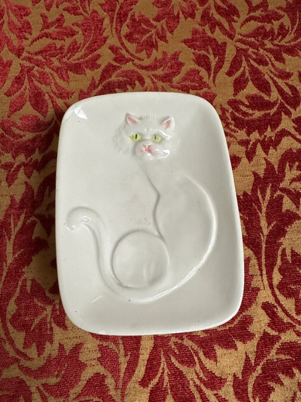 Vintage Alcobaca Portugal Green Eye Cat in Relief Ceramic Trinket Soap Dish